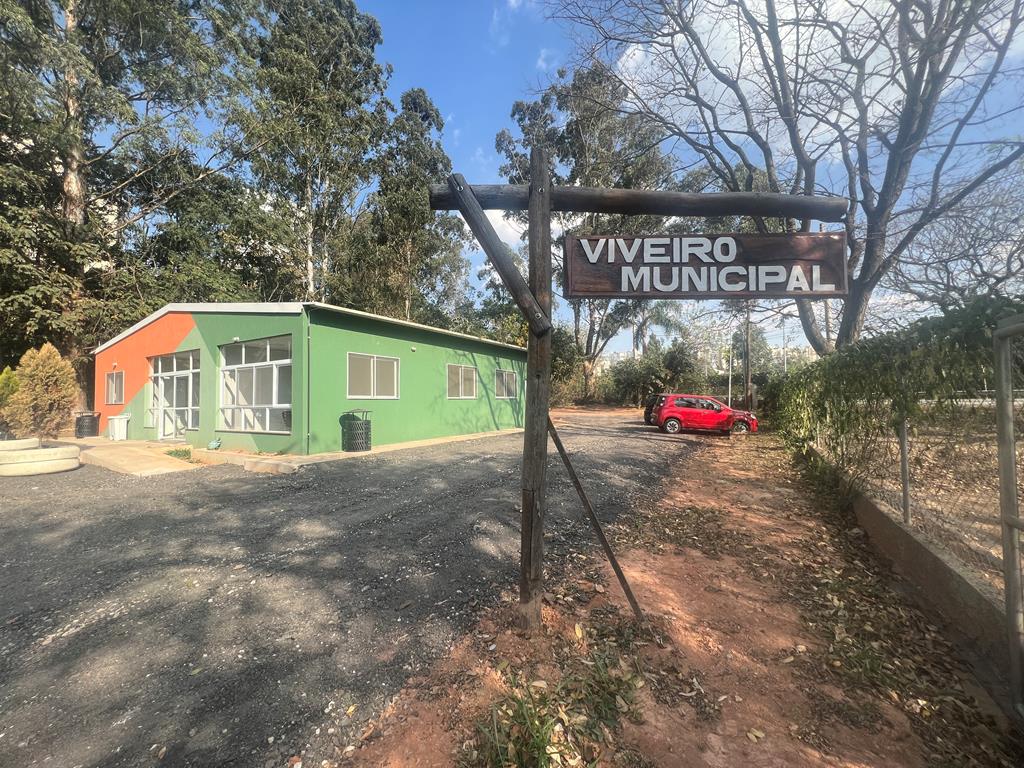 Viveiro Municipal atende em novo local