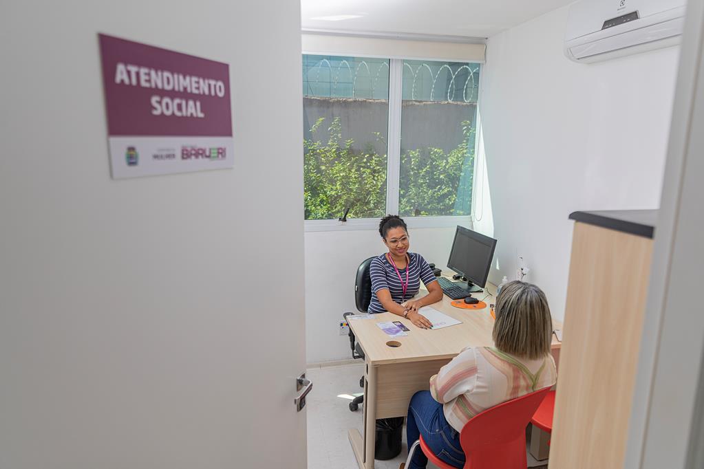 Barueri reforça enfrentamento à violência contra a mulher com ações do Agosto Lilás