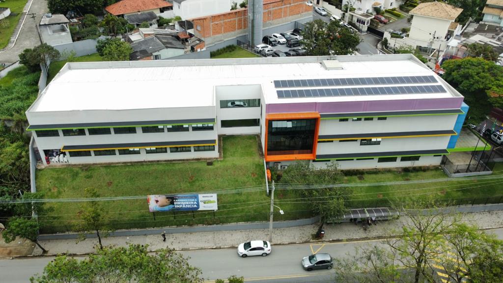 Prefeitura investe em cisternas e captação de energia solar em prédios públicos