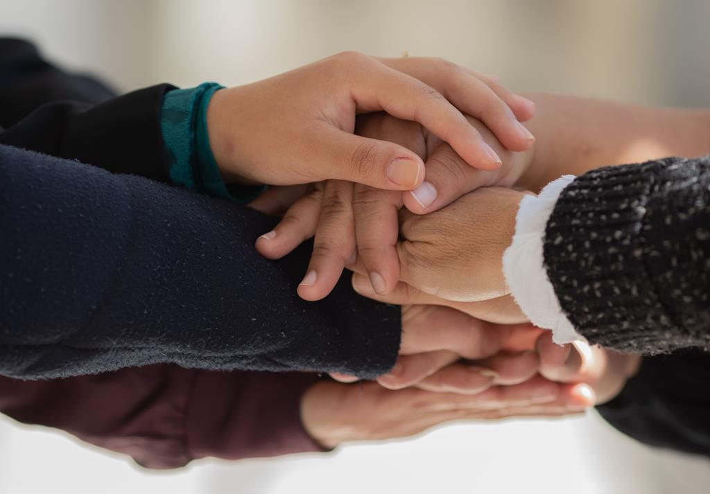 Crianças, adolescente e idosos podem ser ajudados por meio da declaração de imposto de renda