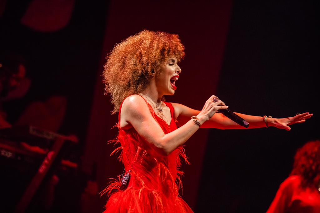 Vanessa da Mata encerra na quarta, dia 22, Natal Encantado de Barueri