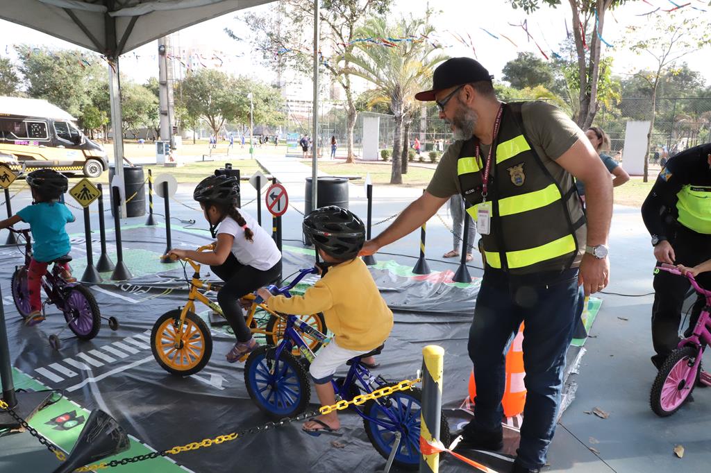 Programa Brincando nas Férias de educação no trânsito começa dia 24