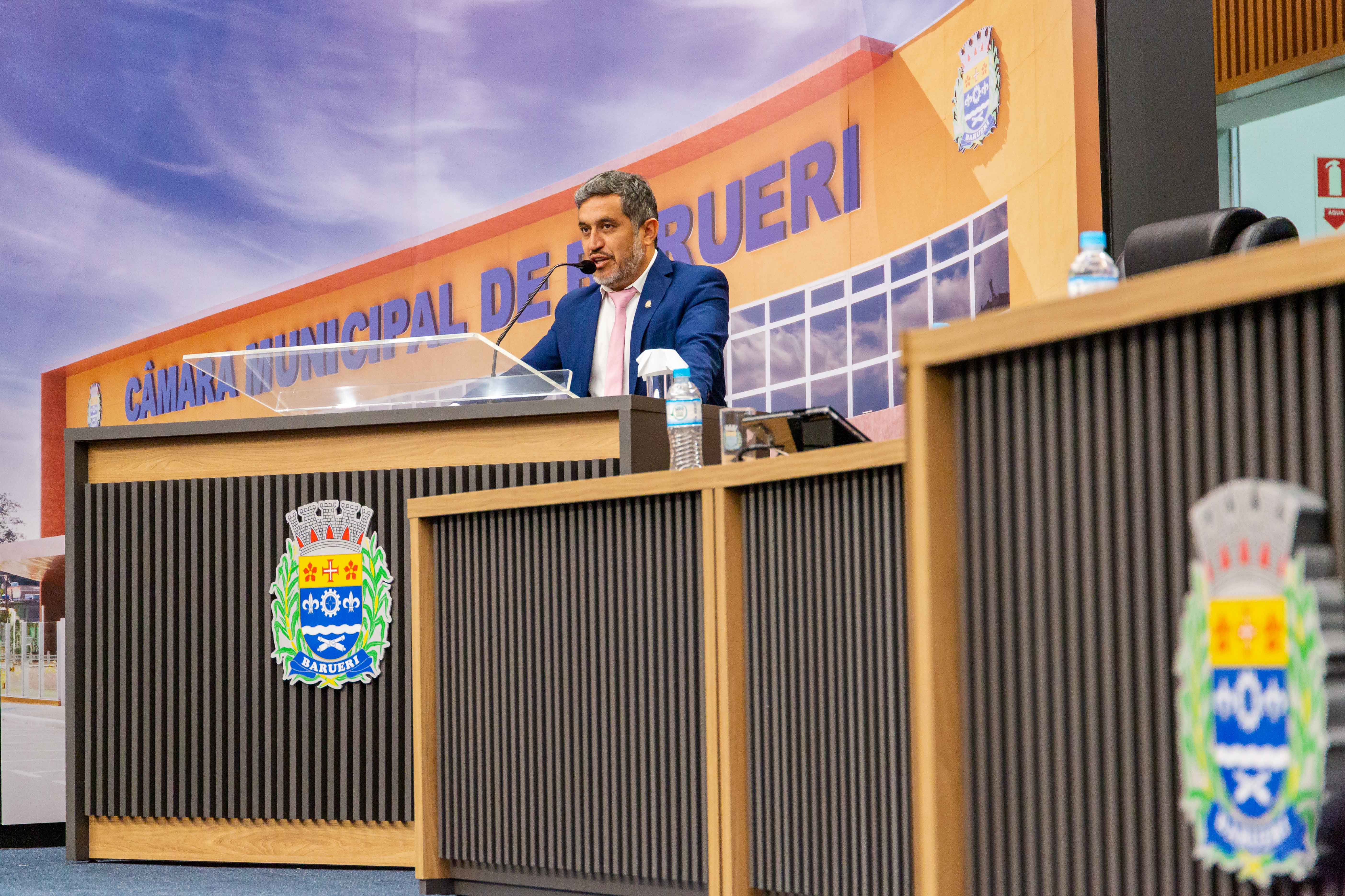 Vereador Allan Miranda apresenta projeto que Institui a Caminhada Azul em alusão ao TEA