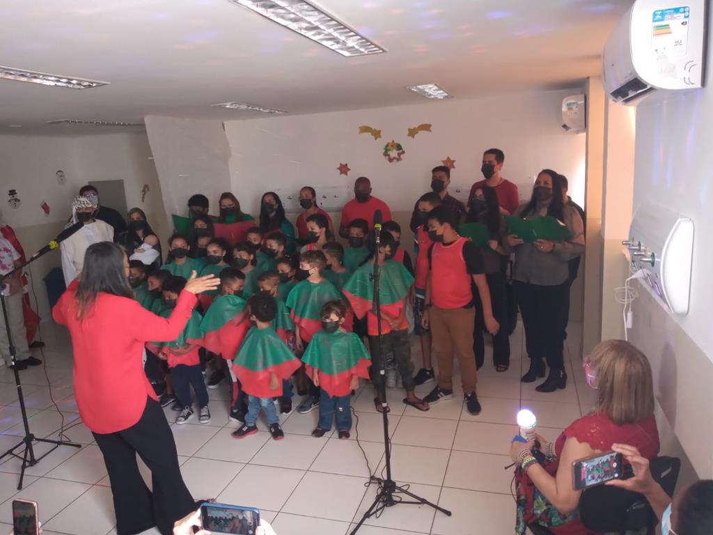 UBS Dr. Adauto Ribeiro faz Cantata de Natal com 34 vozes