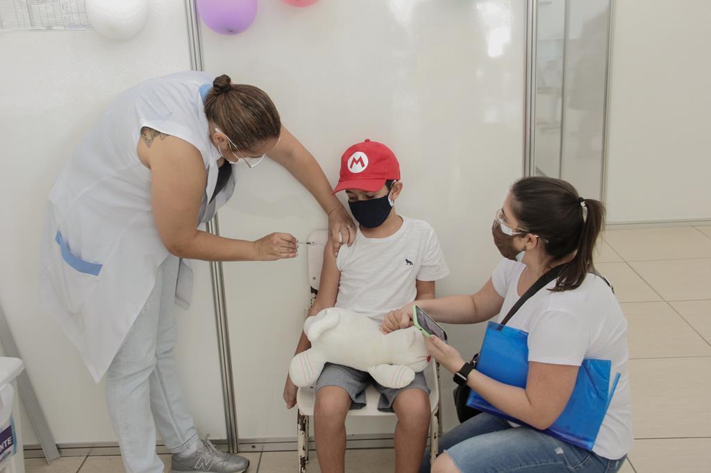 Campanhas de vacinação para crianças e adolescentes começam na segunda-feira, dia 8