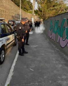 Centro Integrado de Monitoramento de Barueri flagra pichação sem autorização